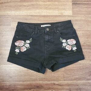 Encore Jean Shorts Size 3 Black Embroidered